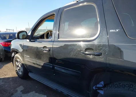 2008 GMC Yukon Slt z USA, uszkodzony, nr VIN 1GKFC13008R194432